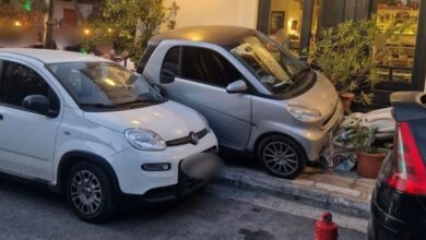 Νέα-Ερυθραία:-80χρονος-πάτησε-γκάζι-αντί-για-φρένο-και-«καβάλησε»-τραπεζοκαθίσματα-–-Από-θαύμα-δεν-υπήρξαν-τραυματισμοί