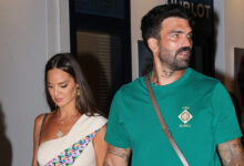 Ρία-Ελληνίδου-και-Δημήτρης-Αλεξάνδρου-σε-ρομαντικό-δείπνο:-Το-«έλα,-μην-ντρέπεσαι»-του-επιχειρηματία