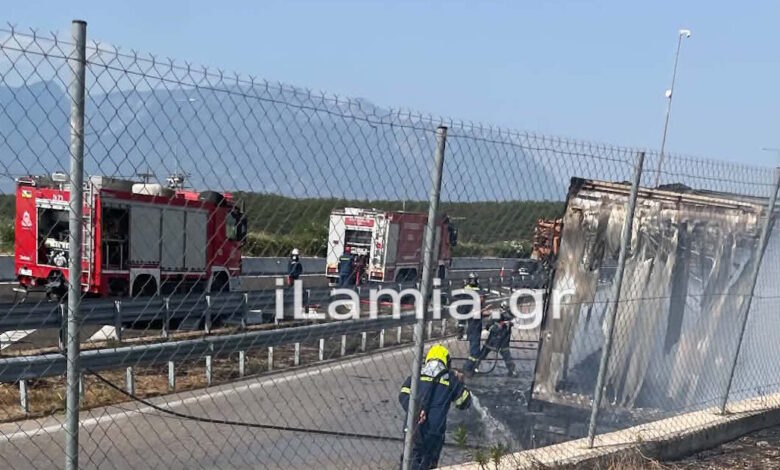 Λαμία:-Φορτηγό-«λαμπάδιασε»-στη-μέση-της-Εθνικής-Οδού-–-Κάηκε-ολοσχερώς