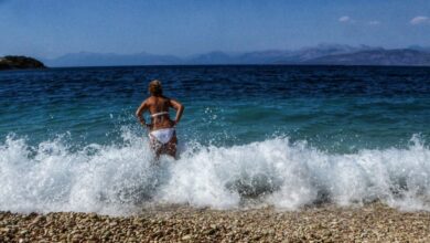 Καιρός-αύριο:-Καύσωνας-με-39άρια,-καταιγίδες-στα-βορειοανατολικά-και-8-μποφόρ