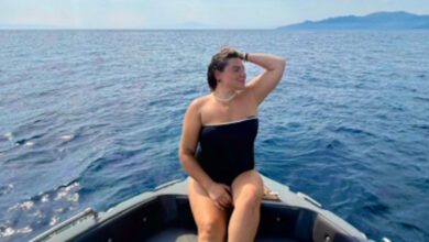Η-Δανάη-Μπάρκα-ποζάρει-με-μαγιό-σε-βόλτα-της-με-σκάφος-–-«Πόσο-καθόλου-αυτονόητα-είναι-αυτά-που-έχουμε»