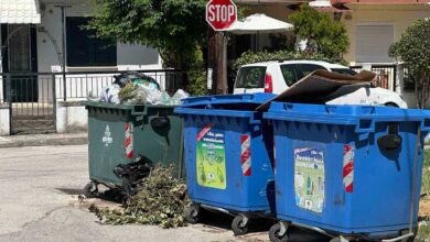 Τρίκαλα:-«Έξυπνη-πόλη»-στα-χαρτιά,-ιδιώτης-στα-σκουπίδια
