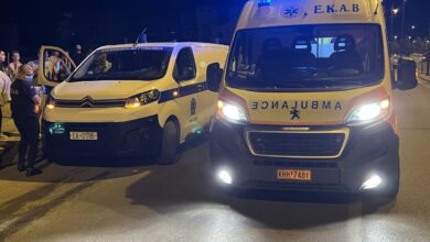 Λάρισα:-Ανατροπή-αυτοκινήτου-στον-δρόμο-προς-Τρίκαλα-–-Δύο-τραυματίες