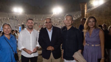 Ο-Νίκος-Ανδρουλάκης-στην-Επίδαυρο-για-την-παράσταση-«Ίων»