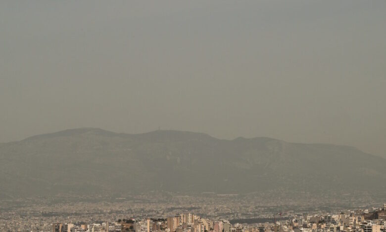 Καιρός-αύριο:-Ισχυροί-άνεμοι-έως-7-μποφόρ-και-μεταφορά-αφρικανικής-σκόνης-–-Στους-27-βαθμούς-η-θερμοκρασία