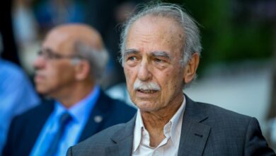 Πέθανε-ο-Σπύρος-Χαλβατζής,-ιστορικό-στέλεχος-του-ΚΚΕ