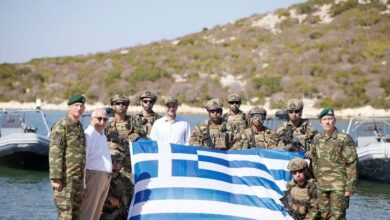 Κυριάκος-Μητσοτάκης:-Για-πρώτη-φορά-πρωθυπουργός-επισκέφτηκε-τη-Ρω-και-τη-Στρογγύλη-–-Συνομίλησε-με-φαντάρους