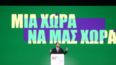 Νίκος-Ανδρουλάκης:-«Ξεδίπλωσε»-το-όραμά-του-για-το-μέλλον-από-το-βήμα-της-ΔΕΘ-–-«Μία-χώρα-να-μας-χωρά»