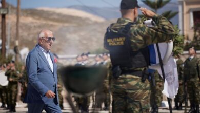 Νικήτας-Κακλαμάνης:-Η-Βουλή-θα-επισκευάσει-δύο-κατοικίες-στο-Καστελλόριζο-για-εκπαιδευτικούς,-αγροτικούς-γιατρούς-και-νοσηλευτές