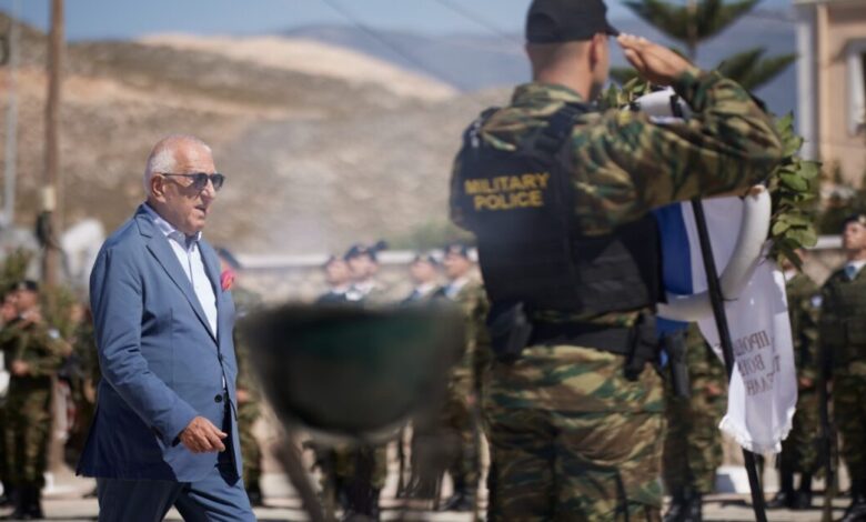 Νικήτας-Κακλαμάνης:-Η-Βουλή-θα-επισκευάσει-δύο-κατοικίες-στο-Καστελλόριζο-για-εκπαιδευτικούς,-αγροτικούς-γιατρούς-και-νοσηλευτές