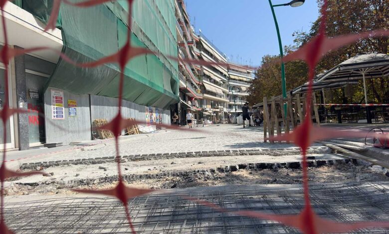 Έργα-στην-Αμαλίας:-Συνεχίζεται-η-ταλαιπωρία