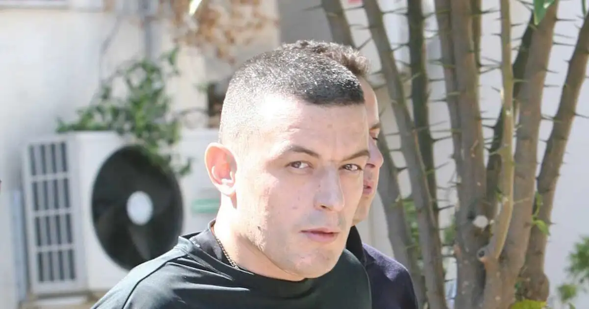 Ανάβυσσος:-Εμπλοκή-του-βαρυποινίτη-Αλκέτ-Ριζάι-στο-περιστατικό-με-τους-πυροβολισμούς-–-Τι-«έδειξαν»-κάμερες-ασφαλείας