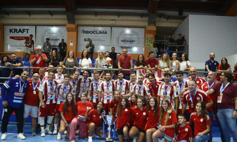 Ολυμπιακός-–-ΑΕΚ-35-24:-Ανώτεροι-οι-ερυθρόλευκοι,-κατέκτησαν-το-super-cup-στο-χάντμπολ