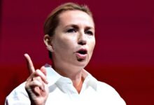 Δανία:-Καταγγέλλει-η-πρωθυπουργός-την-εκτόξευση-φωτοβολίδων-σε-ελικόπτερο-από-ρωσική-φρεγάτα-–-«Ανεύθυνη-ενέργεια»