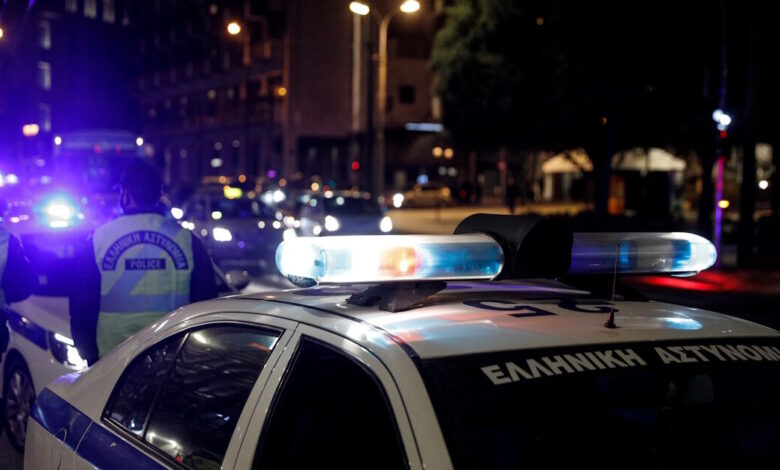 Καταδίωξη-μέχρι-τον-Ασπρόπυργο-για-αυτοκίνητο-που-κλάπηκε-από-το-Αιγάλεω-–-Δύο-συλλήψεις