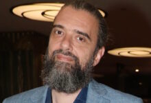 Σωτήρης-Τσαφούλιας-σε-Αφροδίτη-Μάνου:-Το-να-προσπαθείς-να-μειώσεις-το-πένθος-των-άλλων-είναι-αλαζονεία