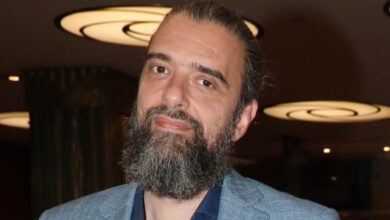 Σωτήρης-Τσαφούλιας-σε-Αφροδίτη-Μάνου:-Το-να-προσπαθείς-να-μειώσεις-το-πένθος-των-άλλων-είναι-αλαζονεία