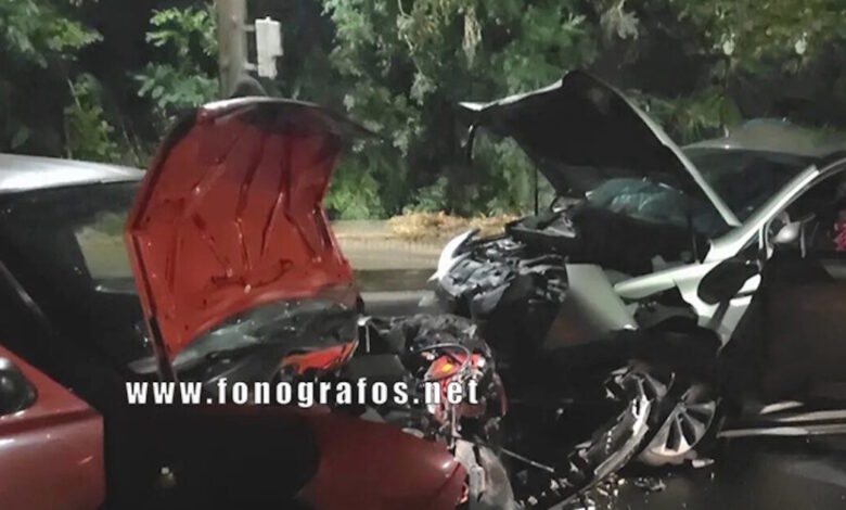 Τροχαίο-στη-Λαμία:-Μετωπική-σύγκρουση-δύο-αυτοκινήτων-–-Στο-νοσοκομείο-4-άτομα-ανάμεσά-τους-και-1-παιδί