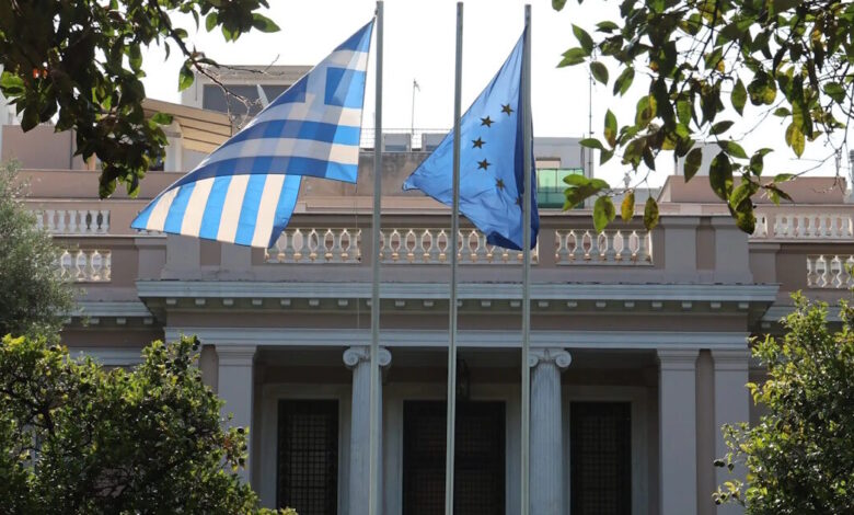 «Πονοκέφαλος»-η-ενέργεια-για-την-κυβέρνηση:-Στο-τραπέζι-η-αύξηση-του-επιδόματος-θέρμανσης-και-η-επιδότηση-στην-αμόλυβδη