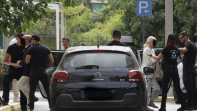 Γιώργος-Μαζωνάκης:-Στη-φυλακή-μετά-από-απολογία-μαμούθ-18-ωρών-οι-δύο-γιατροί-του-Κολωνακίου
