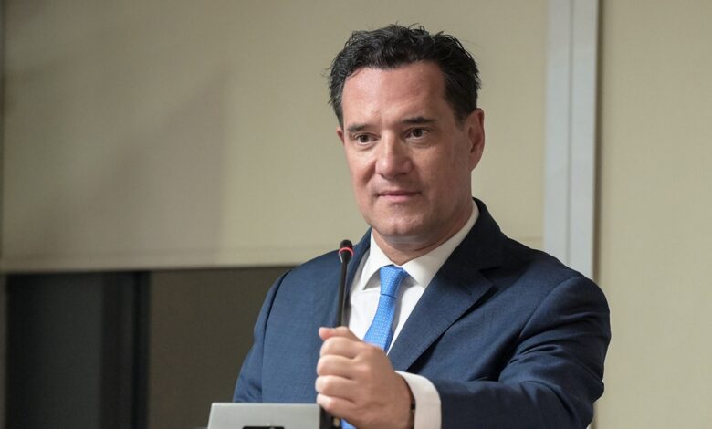 Στα-Τρίκαλα-την-Πέμπτη-ο-υπουργός-Υγείας-Άδωνις-Γεωργιάδης