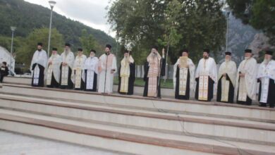 Με-λαμπρότητα-η-υποδοχή-της-Τίμιας Κάρας-του-Αγίου-Βησσαρίωνος