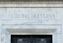 fed:-Η-πρώτη-αύξηση-από-το-2023,-με-το-βασικό-επιτόκιο-στο-3,75%-–-4%
