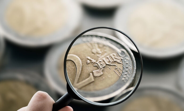 Το-σουβενίρ-των-2-ευρώ-που-έφερε-πρόστιμο-1.000-ευρώ-σε-επιχείρηση