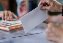 Δημοσκόπηση-mrb:-Στις-9,5-μονάδες-η-διαφορά-ΝΔ-και-ΕΛΑΣ-–-Στο-10,2%-το-ΠΑΣΟΚ,-18%-η-αδιευκρίνιστη-ψήφος