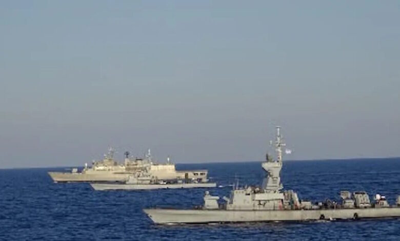 Κοινή-άσκηση-Ελλάδας-–-Ισραήλ-στην-Ανατολική-Μεσόγειο-με-φρεγάτες-και-πυραυλάκατους-–-Βίντεο-και-φωτογραφίες