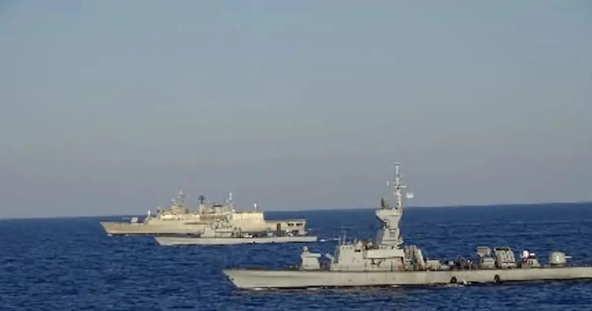 Κοινή-άσκηση-Ελλάδας-–-Ισραήλ-στην-Ανατολική-Μεσόγειο-με-φρεγάτες-και-πυραυλάκατους-–-Βίντεο-και-φωτογραφίες