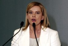 ΠΑΣΟΚ:-Φύγε-εσύ,-έλα-εσύ-–-Με-μεταγραφή-Αυλωνίτη-η-απάντηση-στην-αποχώρηση-Βρεττού