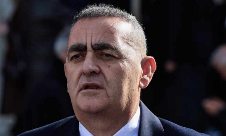 Τα-μαζεύει-ο-Φρέντι-Μπελέρης-μετά-τις-αντιδράσεις:-Ανακαλώ-τα-όσα-είπα-για-τον-Κασιδιάρη,-η-αποστροφή-μου-ήταν-άστοχη