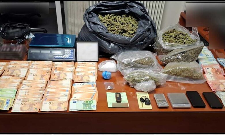 Τρίκαλα:-21χρονος-με-6-κιλά-κάνναβης-και-66.720-ευρώ