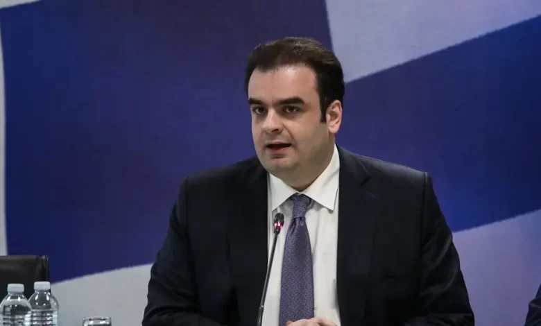 Πιερρακάκης:-Οι-τράπεζες-να-κάνουν-περισσότερα-για-την-οικονομία-και-την-κοινωνία