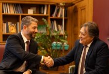 Ο-Νίκος-Ανδρουλάκης-καλωσόρισε-τον-Αλέξανδρο-Αυλωνίτη-στην-ΚΟ-του-ΠΑΣΟΚ-–-«Χαίρομαι-που-θα-ενώσουμε-τις-δυνάμεις-μας-για-την-πολιτική-αλλαγή»