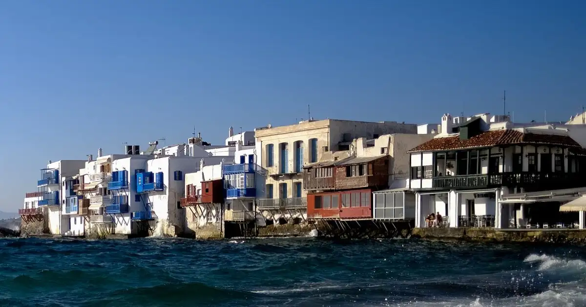 Σφραγίστηκε-η-Πολεοδομία-Μυκόνου-–-Έρευνα-για-εκκρεμείς-υποθέσεις-αυθαιρέτων