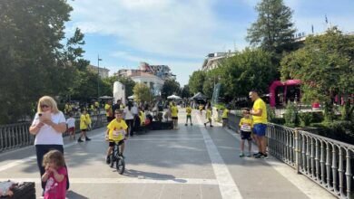 run-greece:-Τα-Τρίκαλα-γέμισαν-παιδιά-και-οικογένειες