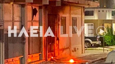 Αμαλιάδα:-Εμπρηστική-επίθεση-σε-είσοδο-πολυκατοικίας-–-Συνελήφθησαν-δύο-νεαροί-μετά-από-καταδίωξη