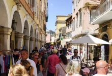 Ισοζύγιο-τρεχουσών-συναλλαγών:-Άνοιξε-στα-9,3-δισ.-ευρώ-η-«ψαλίδα»-του-ελλείμματος-–-Βελτιώθηκαν-τουρισμός-και-εξαγωγές