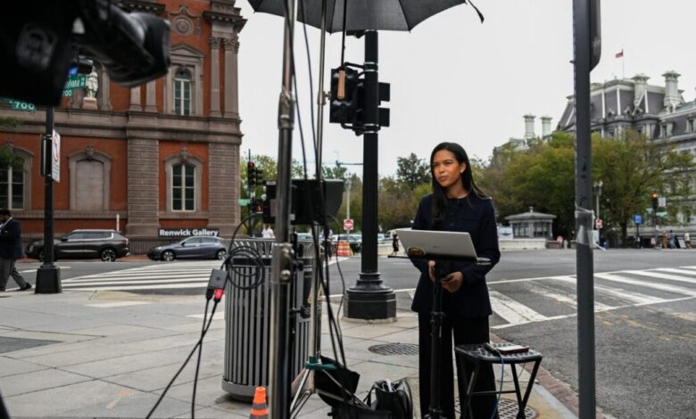 ΗΠΑ:-cnn,-ms-now-και-politico-προσφεύγουν-με-επείγουσα-αγωγή-στη-δικαιοσύνη-μετά-την-απαγόρευση-της-εισόδου-δημοσιογράφων-στον-Λευκό-Οίκο