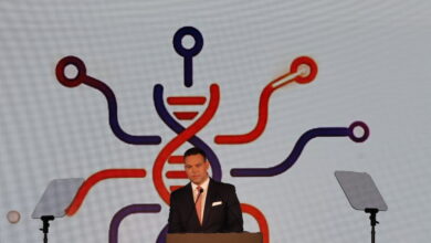 «the-final-countdown»:-Στην-Αθήνα-το-συνέδριο-του-Ευρωπαϊκού-Δημοκρατικού-Κόμματος-–-Οικοδεσπότης-ο-Κασσελάκης