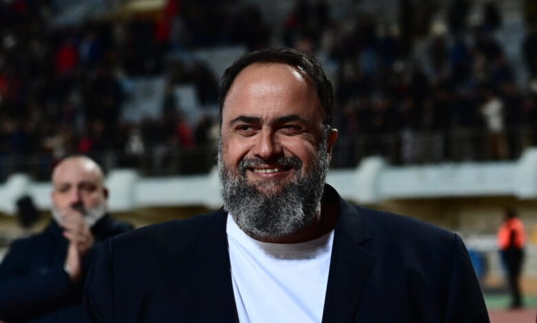 Η-κόντρα-των-Βαγγέλη-Μαρινάκη-και-Ιβάν-Σαββίδη-για-τα-τηλεοπτικά-και-το-πουρμπουάρ-των-100.000-ευρώ-στη-σερβιτόρα