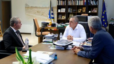 mε-τον-Πρέσβη-του-Αζερμπαϊτζάν-συναντήθηκε-ο-περιφερειάρχης-Θεσσαλίας