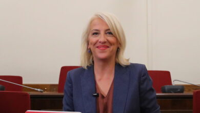 Ρένα-Δούρου:-«6+1»-ερωτήματα-πριν-την-ομιλία-Μητσοτάκη-στον-ΟΗΕ
