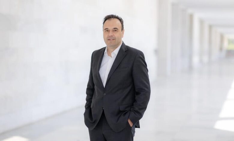 Παπαστεργίου:-«Φωτίζουμε-επικίνδυνα-σημεία-του-οδικού-δικτύου-και-κάνουμε-τις-μετακινήσεις-ασφαλέστερες»