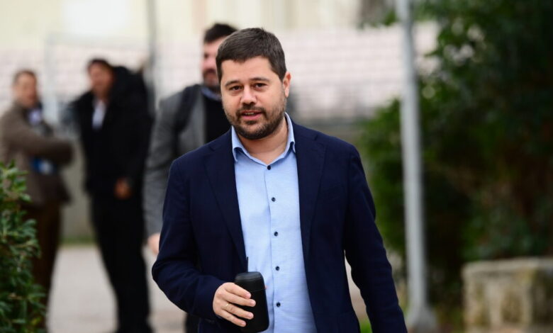 Μάκης-Γκαγκάτσης-στους-παίκτες-της-Εθνικής-ποδοσφαίρου:-«Μπορείτε-να-τα-καταφέρετε-ξανά-αρκεί-να-μην-αδικήσετε-τους-εαυτούς-σας»