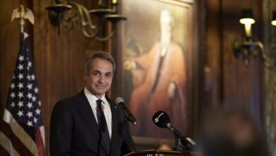 Μητσοτάκης-σε-επενδυτές-στη-Νέα-Υόρκη:-Η-Ελλάδα-δανείζεται-φθηνότερα-από-χώρες-της-g7