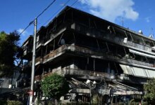 Νέα-Ιωνία:-10χρονη-στο-Παίδων-μετά-τη-μεγάλη-φωτιά-σε-καφετέρια-–-Εξετάζεται-εμπρησμός