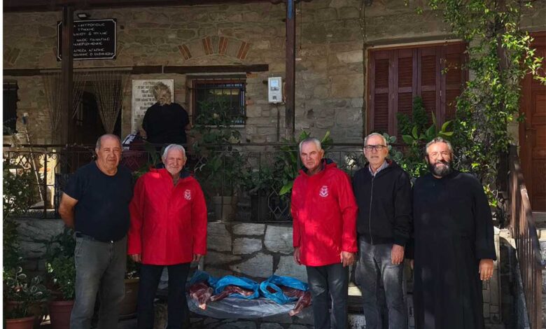 Τρίκαλα:-Προσφορά-κρέατος-στην-Τράπεζα-Αγάπης